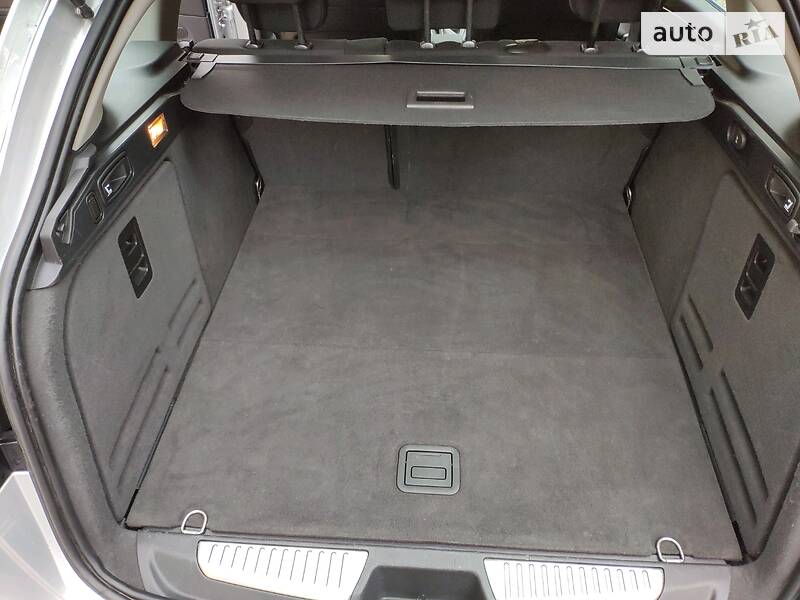 Универсал Renault Laguna 2010 в Ровно