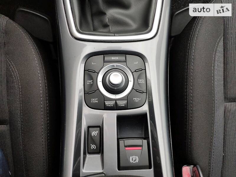 Универсал Renault Laguna 2010 в Ровно