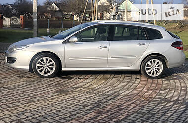 Грузопассажирский фургон Renault Laguna 2011 в Дубно