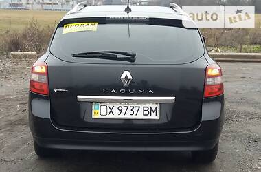 Универсал Renault Laguna 2011 в Краснограде
