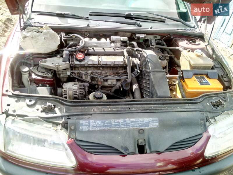 Хетчбек Renault Laguna 1996 в Жашківу