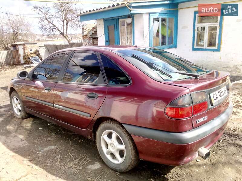 Хетчбек Renault Laguna 1996 в Жашківу