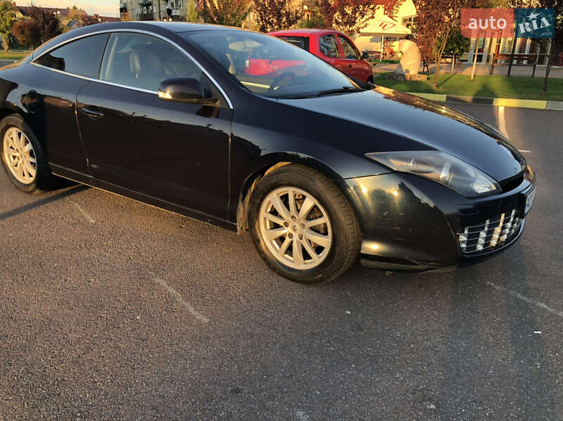 Купе Renault Laguna 2009 в Тячеві