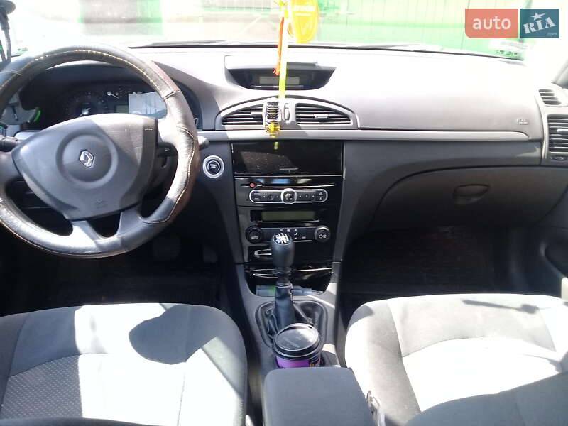 Лифтбек Renault Laguna 2005 в Жидачове