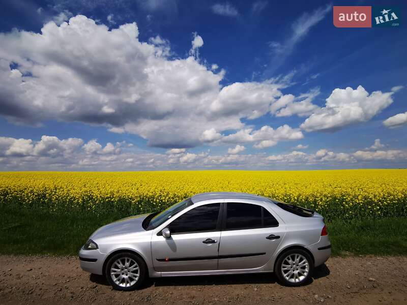 Лифтбек Renault Laguna 2005 в 