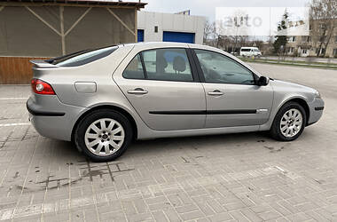 Хэтчбек Renault Laguna 2007 в 