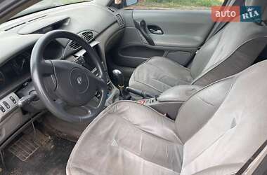 Лифтбек Renault Laguna 2001 в 