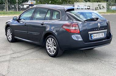 Универсал Renault Laguna 2014 в 