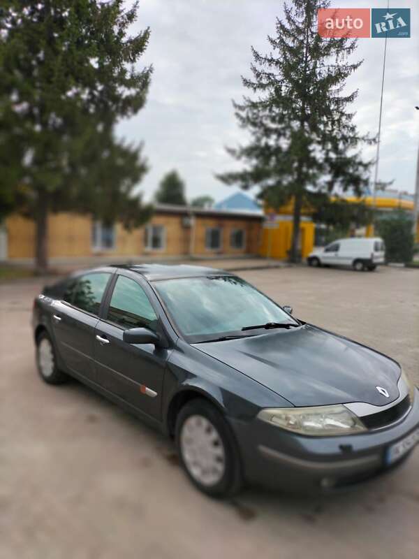 Лифтбек Renault Laguna 2002 в Ровно