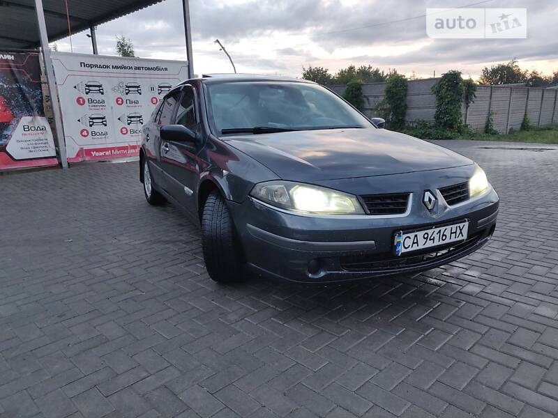 Renault Laguna