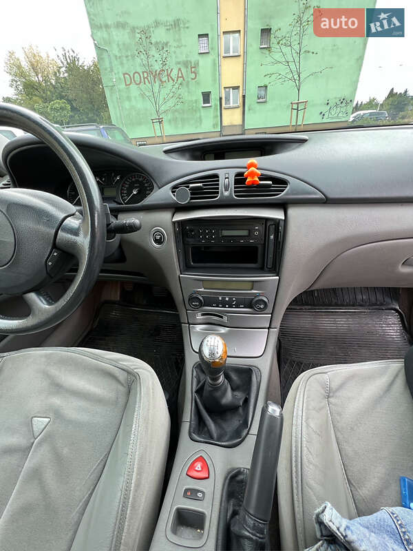 Лифтбек Renault Laguna 2001 в Радехове