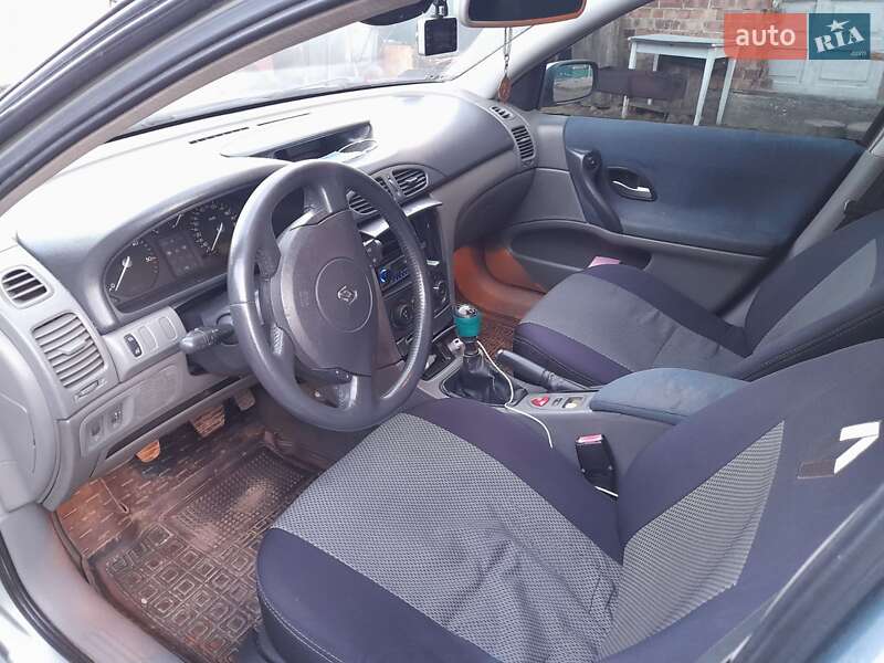 Лифтбек Renault Laguna 2001 в Снятине