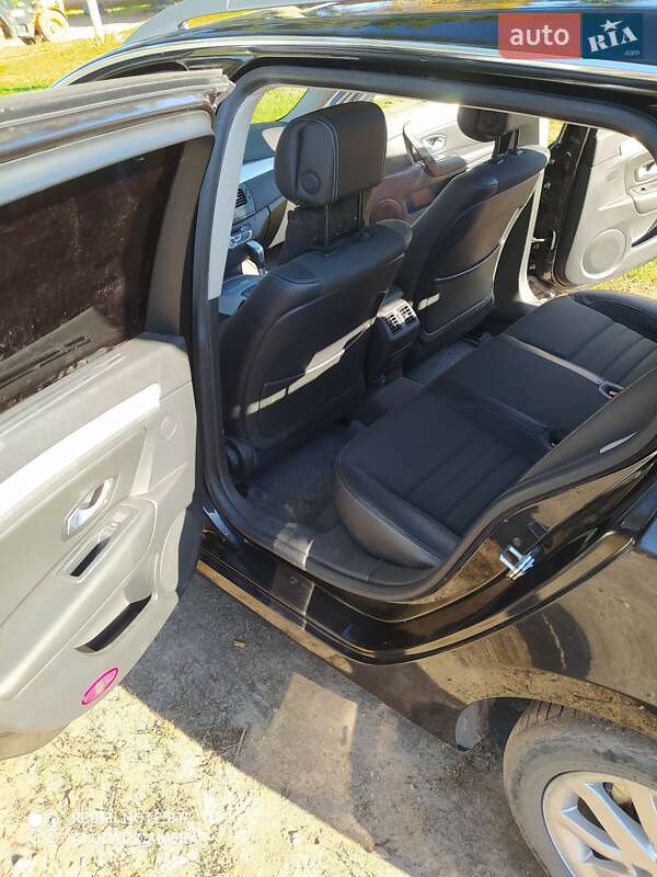 Универсал Renault Laguna 2009 в Глухове