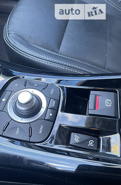 Лифтбек Renault Laguna 2014 в 