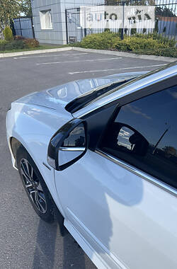 Лифтбек Renault Laguna 2014 в 