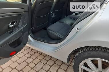 Лифтбек Renault Laguna 2011 в 