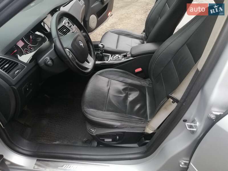 Универсал Renault Laguna 2013 в Киеве фото 6 Универсал Renault Laguna 2013 в Киеве