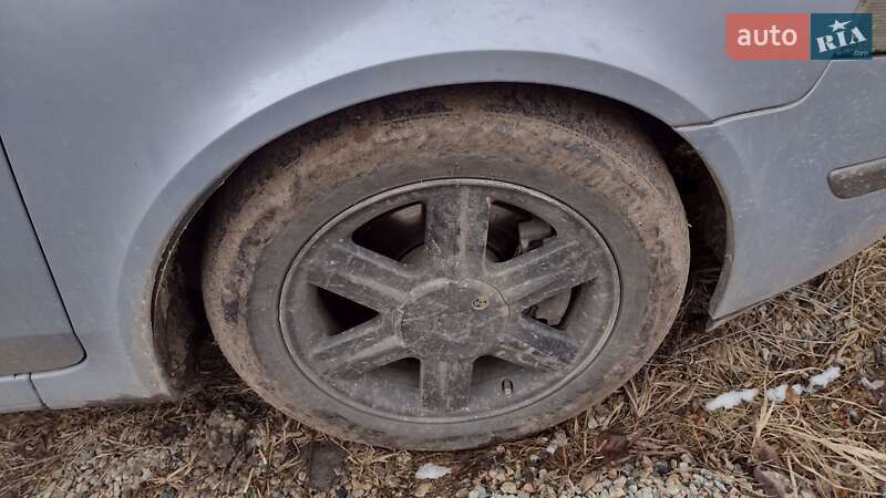 Лифтбек Renault Laguna 2001 в Новомосковске фото 4 Лифтбек Renault Laguna 2001 в Новомосковске