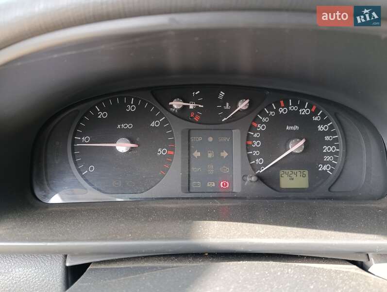 Универсал Renault Laguna 2002 в Хмельницком