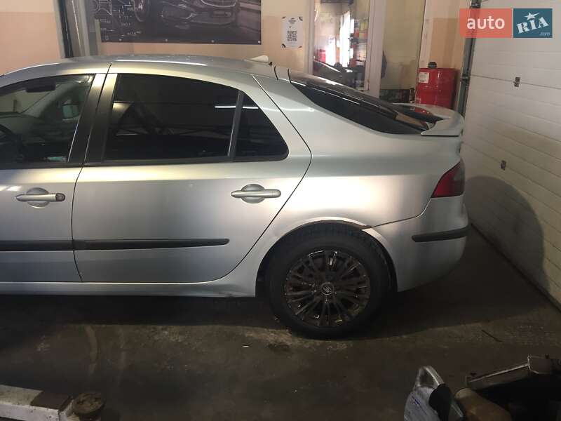Лифтбек Renault Laguna 2001 в Одессе