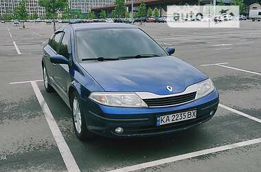 Лифтбек Renault Laguna 2002 в Киеве