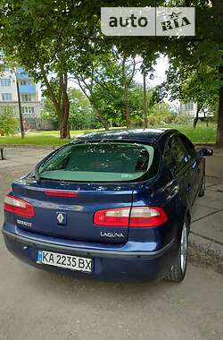 Ліфтбек Renault Laguna 2002 в Києві