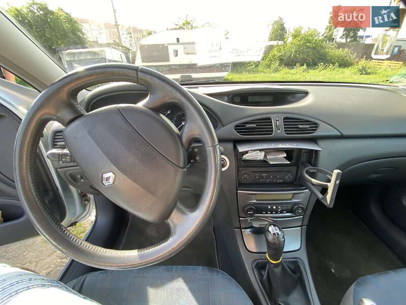Лифтбек Renault Laguna 2001 в Ровно