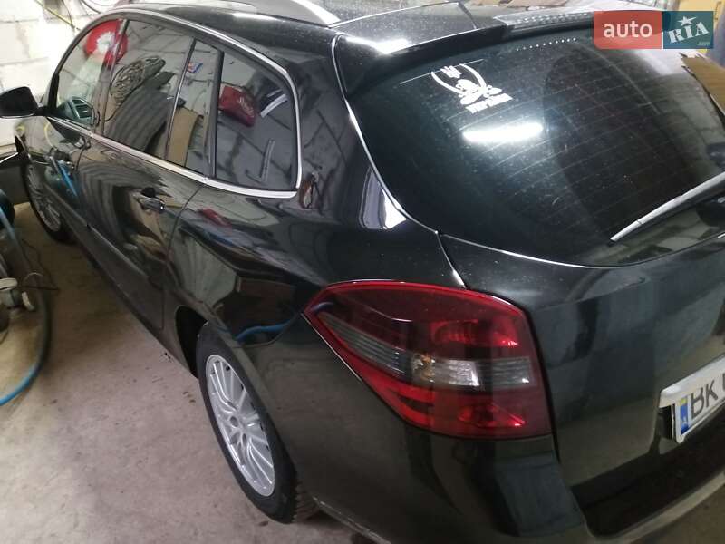 Універсал Renault Laguna 2011 в Рівному