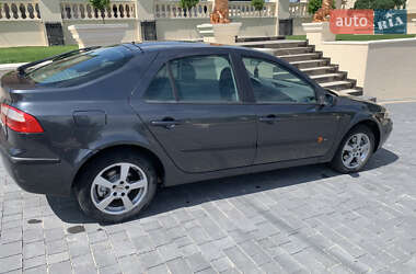 Лифтбек Renault Laguna 2002 в Снятине