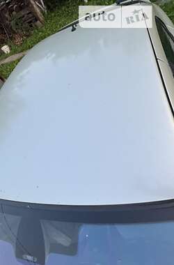 Ліфтбек Renault Laguna 2002 в 