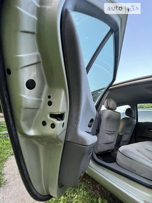 Лифтбек Renault Laguna 2002 в Красилове