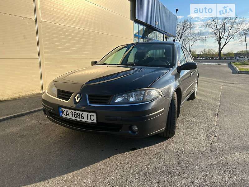 Ліфтбек Renault Laguna 2008 в Мукачевому