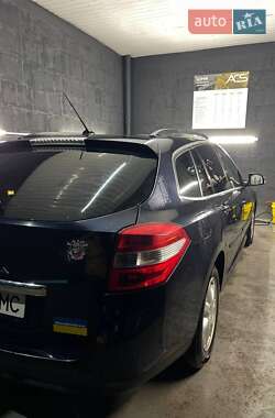 Універсал Renault Laguna 2010 в Бородянці