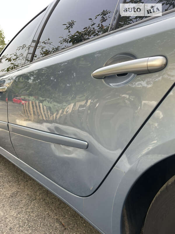 Лифтбек Renault Laguna 2005 в Черкассах