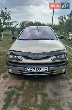 Лифтбек Renault Laguna 1999 в Днепре