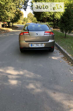 Лифтбек Renault Laguna 2013 в Львове