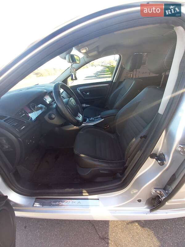 Универсал Renault Laguna 2010 в Кривом Роге