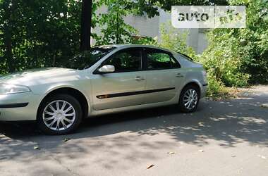Лифтбек Renault Laguna 2003 в 