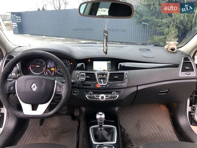 Универсал Renault Laguna 2012 в Лановцах