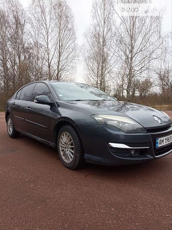 Лифтбек Renault Laguna 2011 в Овруче