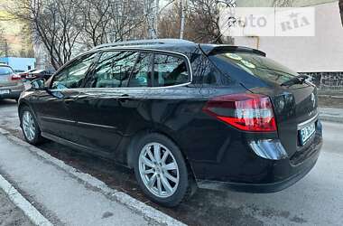 Универсал Renault Laguna 2011 в Полтаве