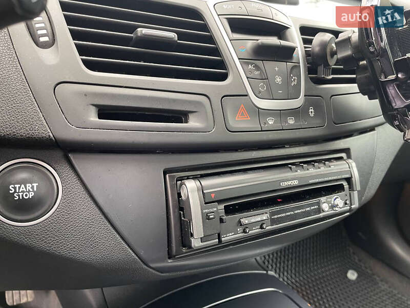 Универсал Renault Laguna 2010 в Костополе