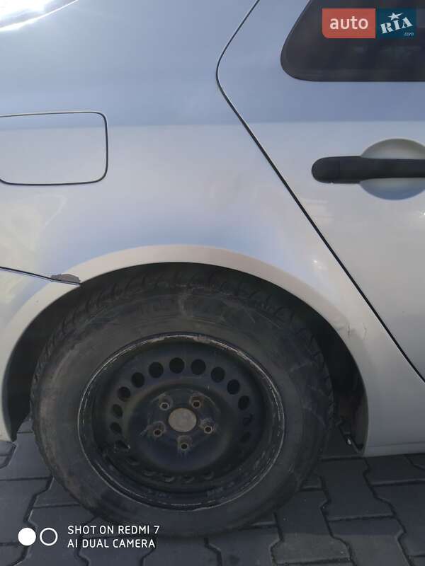 Лифтбек Renault Laguna 2001 в Староконстантинове фото 17 Лифтбек Renault Laguna 2001 в Староконстантинове