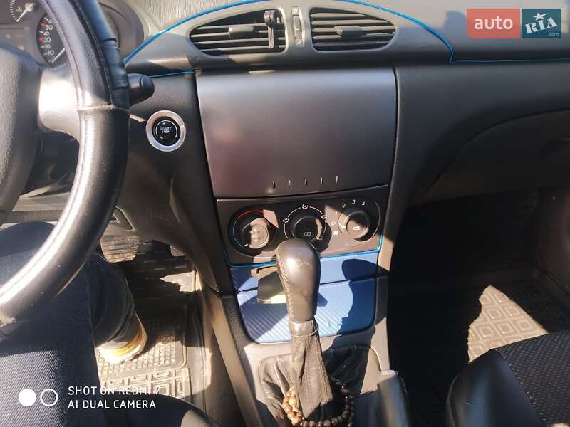 Лифтбек Renault Laguna 2001 в Староконстантинове фото 25 Лифтбек Renault Laguna 2001 в Староконстантинове