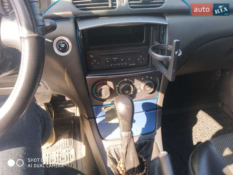 Лифтбек Renault Laguna 2001 в Староконстантинове фото 28 Лифтбек Renault Laguna 2001 в Староконстантинове