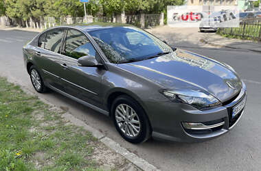 Лифтбек Renault Laguna 2013 в Львове