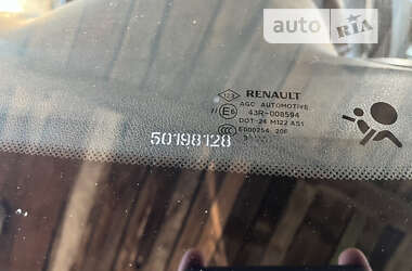 Лифтбек Renault Laguna 2013 в Буче