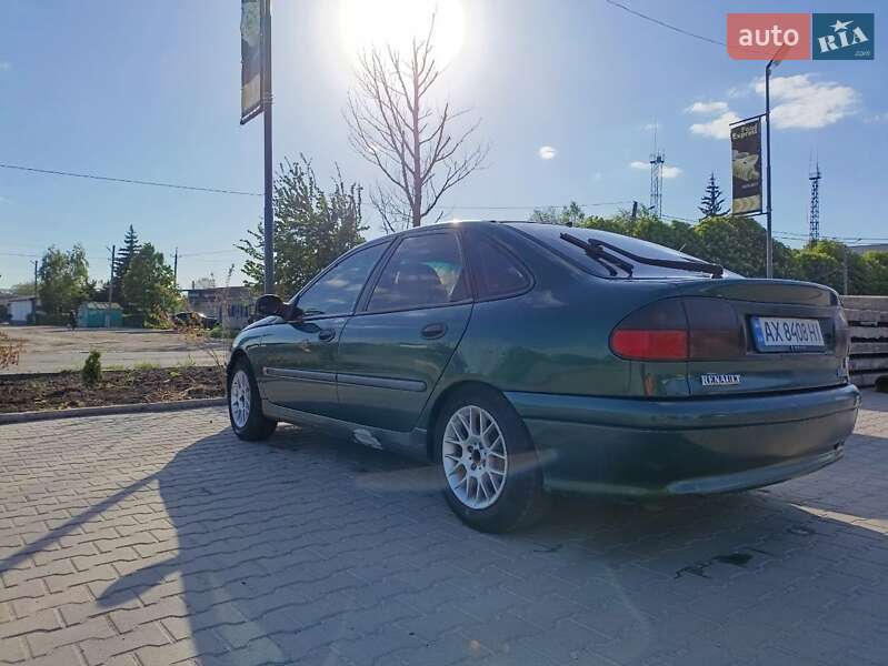 Универсал Renault Laguna 1994 в Первомайске