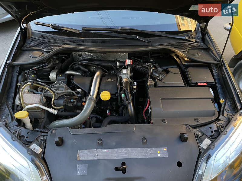 Універсал Renault Laguna 2011 в Каневі