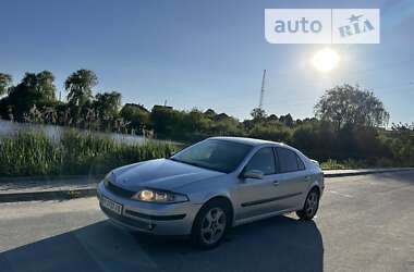 Лифтбек Renault Laguna 2002 в Шумске